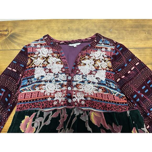 John Mark Top Womens Small Red Black Velvet Embroidered Sheer Popover Lined - Picture 4 of 11